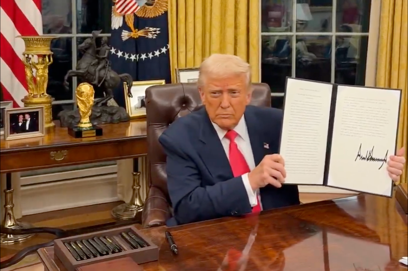 Donald Trump ลงนามในคำสั่งจัดตั้ง “Strategic Bitcoin Reserve and Digital Asset Stockpile” ( ที่มา : Margo Martin )