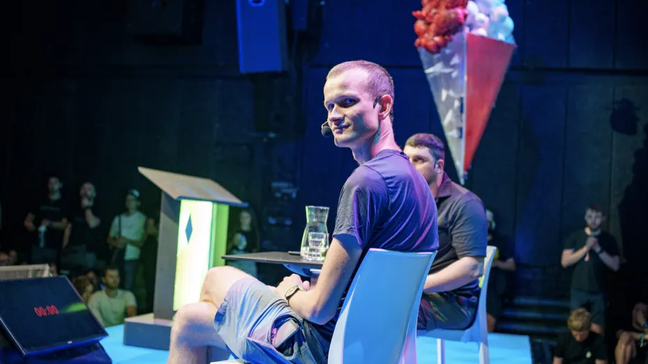 <i>Vitalik Buterin<br>รูปภาพ: CNBC</i>