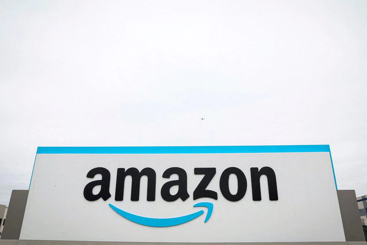 <i>โลโก้ Amazon ในสหรัฐ<br>รูปภาพ:&nbsp;REUTERS/Brendan McDermid</i>