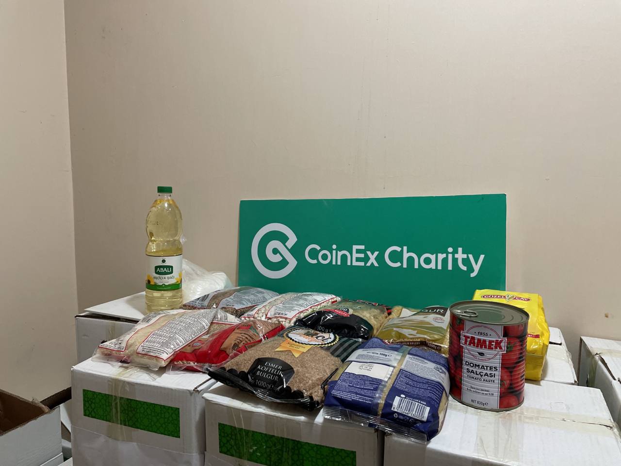 CoinEx Charity และของยังชีพ