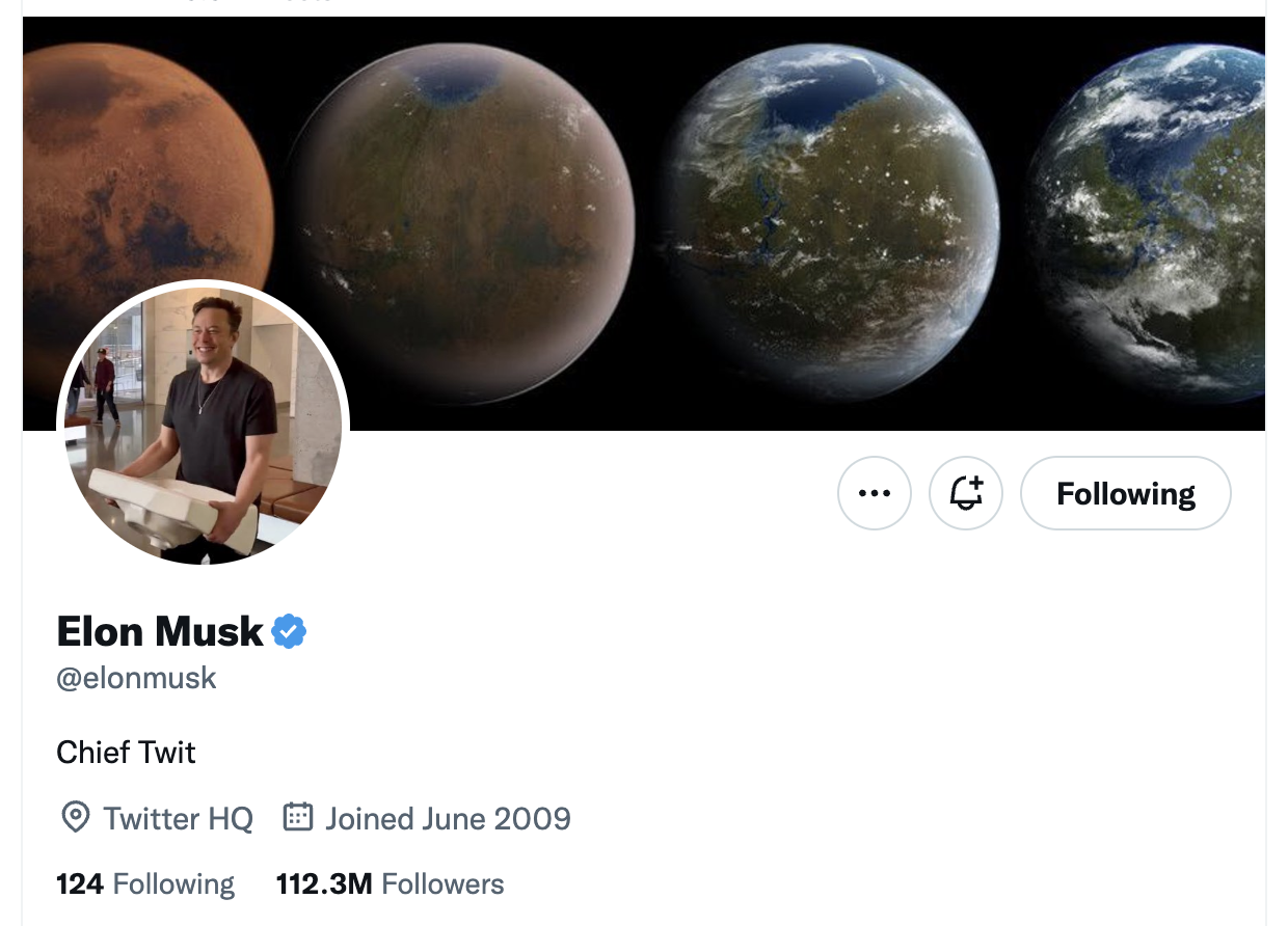 <i>บัญชี Twitter ของ 'Elon Musk' พร้อมเครื่องหมาย Verification</i>